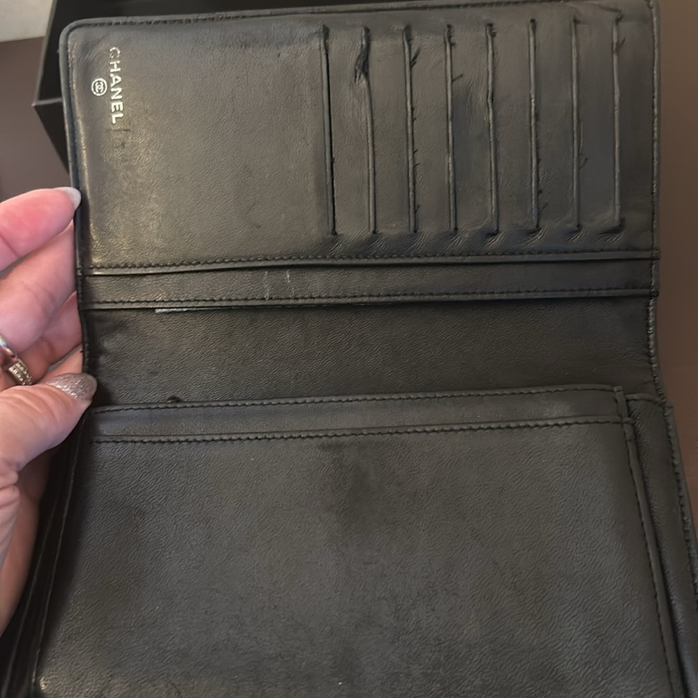 Chanel black wallet. VGUC! - Picture 4 of 8